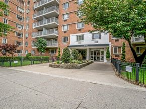 3965 52nd Street 9P, Woodside NY 11377