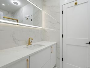 1130 Carlls Straight Path, Dix Hills NY 11746