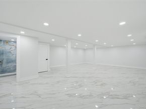 1130 Carlls Straight Path, Dix Hills NY 11746