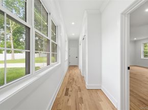 1130 Carlls Straight Path, Dix Hills NY 11746