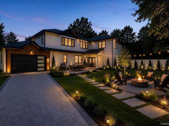1130 Carlls Straight Path, Dix Hills NY 11746