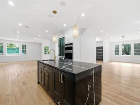 1130 Carlls Straight Path, Dix Hills NY 11746