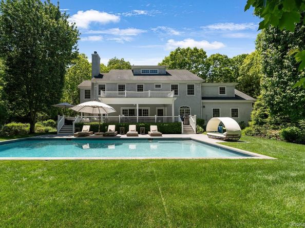 6 Woodruff Lane, Bridgehampton NY 11932