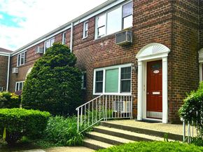224-20 Kingsbury Avenue B, Oakland Gardens NY 11364