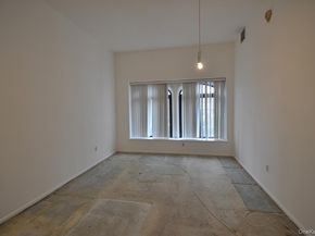 55 McKinley D113, White Plains NY 10606