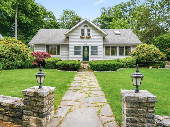 24 Tamarack Road, Mahopac NY 10541