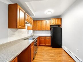 9 Hyatt Avenue, Yonkers NY 10704