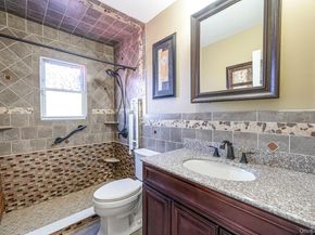 403 Brookside Court, Copiague NY 11726