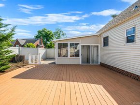 403 Brookside Court, Copiague NY 11726
