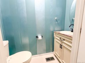 235 Kettles Lane, Medford NY 11763