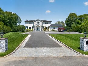 4 Cropley Court, Melville NY 11747