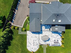 4 Cropley Court, Melville NY 11747