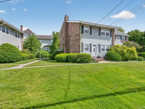 113,117,121,123,125,15,17 Fire Island Ave./Hewlett Ct. Avenue, Babylon NY 11702