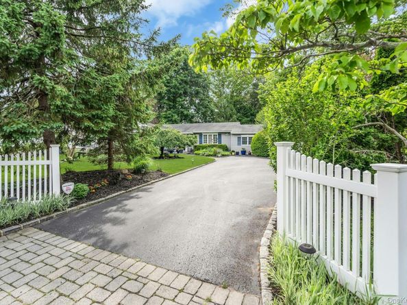 71 Ridge Haven Drive, Ridge NY 11961