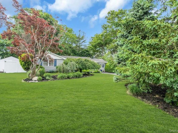 71 Ridge Haven Drive, Ridge NY 11961