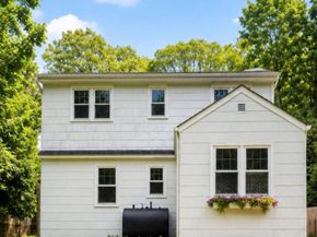 215 Manor Road, Huntington NY 11743