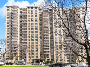 920 Metcalf Avenue 14J, Bronx NY 10473