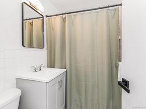 920 Metcalf Avenue 14J, Bronx NY 10473