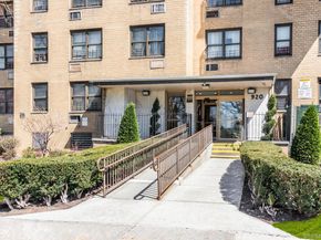 920 Metcalf Avenue 14J, Bronx NY 10473