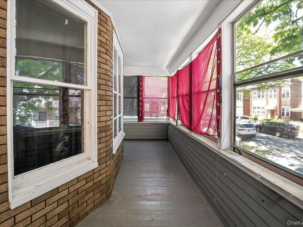 4384 Carpenter Avenue, Bronx NY 10466