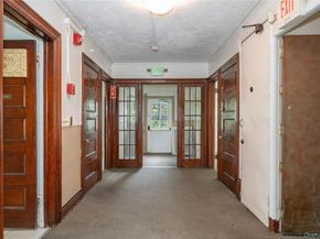 32 Ridgeview Avenue, White Plains NY 10606