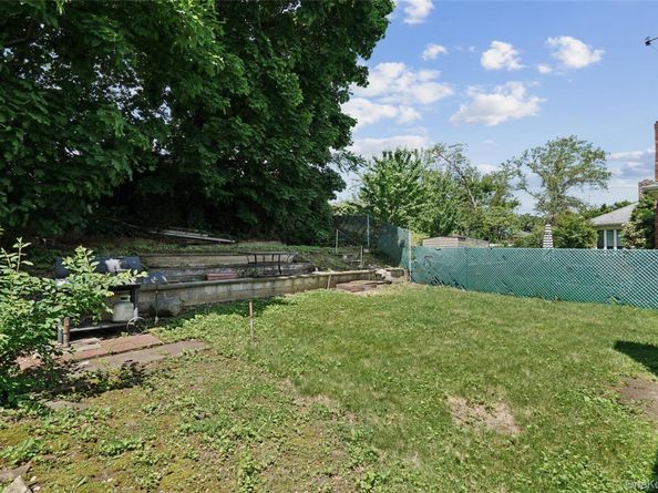 36-20 221st Street, Bayside NY 11361