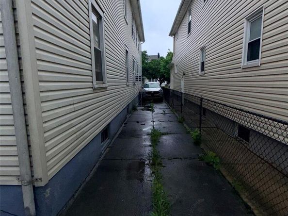 9922 193rd Street, Hollis NY 11423