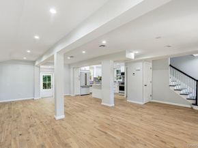 17 Tatterson Street, Roslyn NY 11576