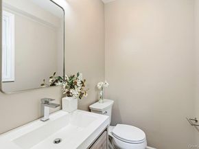 17 Tatterson Street, Roslyn NY 11576