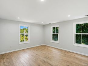17 Tatterson Street, Roslyn NY 11576