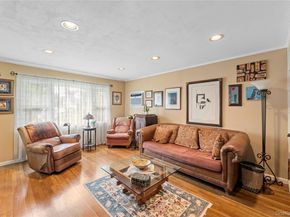 38 Hillvale Road, Albertson NY 11507