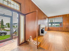 168-24 14th Avenue, Beechhurst NY 11357