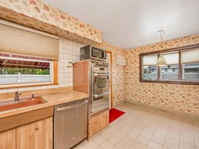 168-24 14th Avenue, Beechhurst NY 11357
