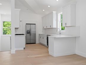 19 Montauk Highway 9, Westhampton NY 11977