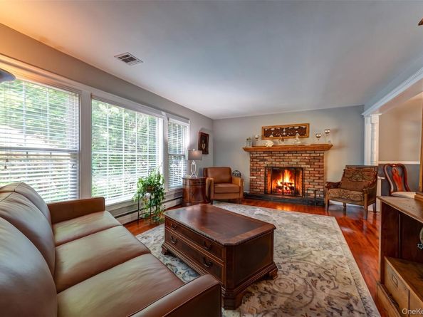 3 Thompson Hill Road, Saint James NY 11780