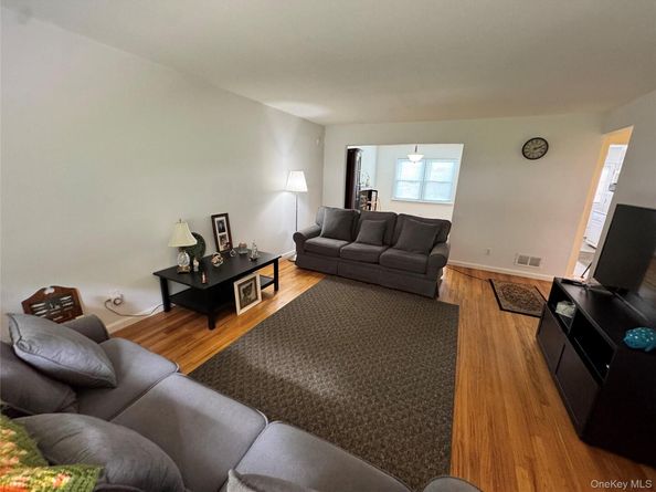 15 Orchard Parkway, White Plains NY 10606