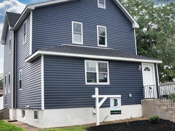 21 Randall Avenue, Lynbrook NY 11563