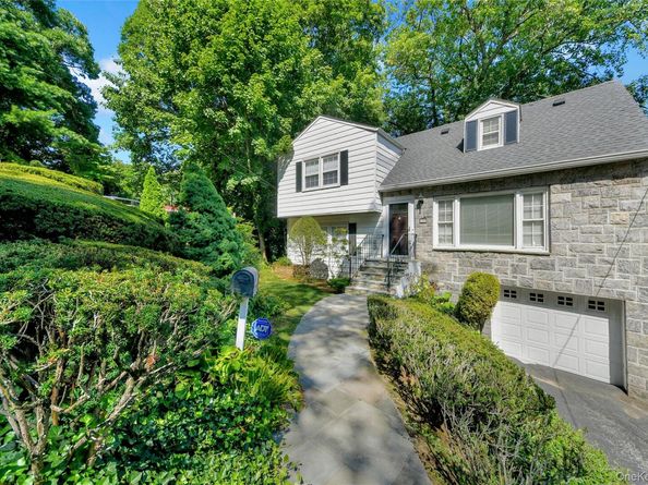 38 Stockbridge Road, Yonkers NY 10710