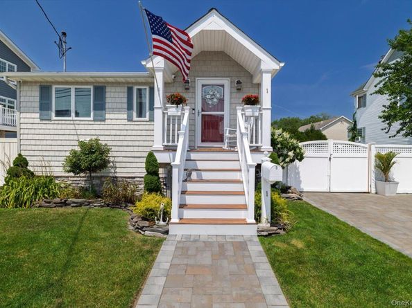 1 Court Street E, East Rockaway NY 11518