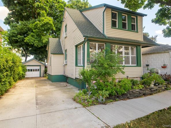 5-19 126th Street, College Point NY 11356