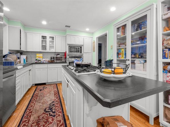 1121 North Street, White Plains NY 10605