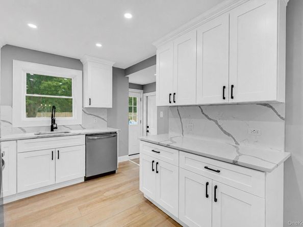 11 mayfield Drive, Mastic Beach NY 11951