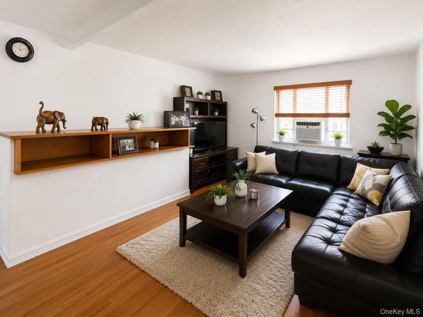 221-51 Manor Road Upper, Queens Village NY 11427
