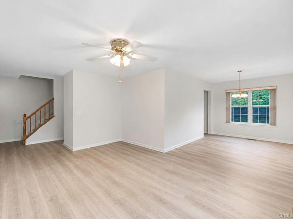 2 Community Road, Coram NY 11727