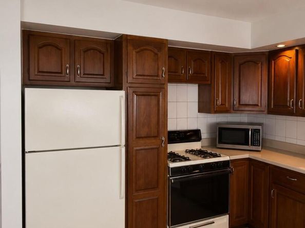 563 Ellsworth Avenue 3, Bronx NY 10465