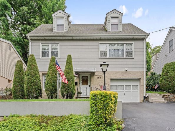 162 Midland Avenue, Yonkers NY 10705
