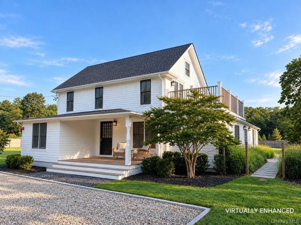 11 Shinnecock Road, Hampton Bays NY 11946