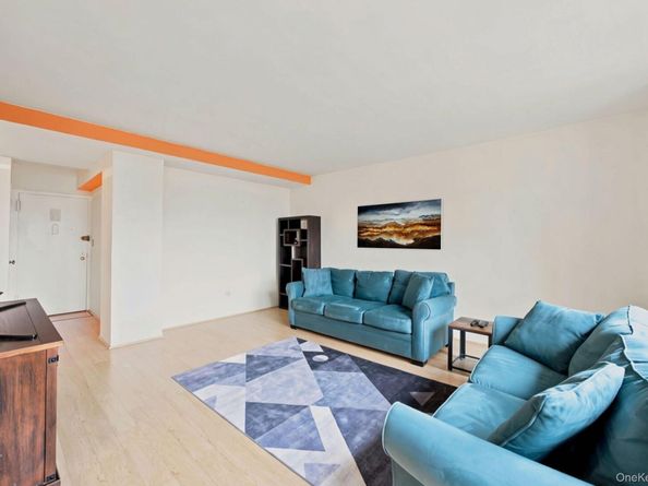 33-65 14th Street 5A, Astoria NY 11106