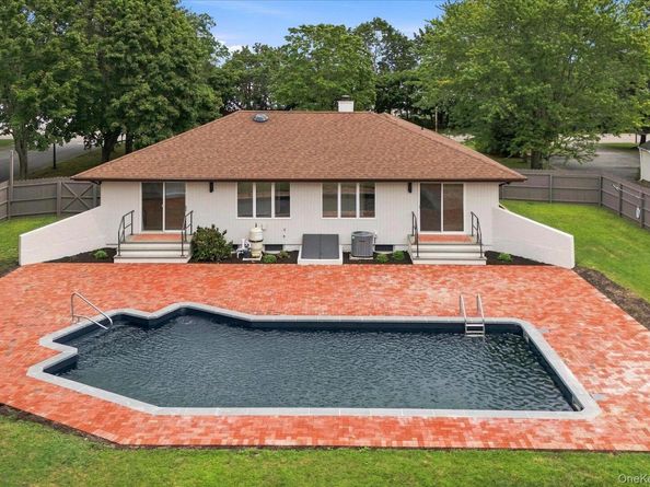 177 Herricks Lane, Jamesport NY 11947