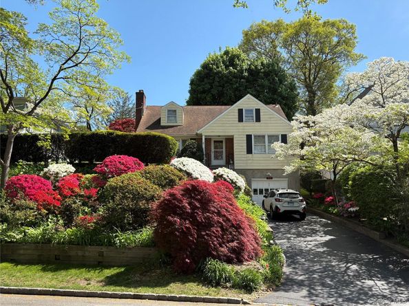 93 Avenue C, Port Washington NY 11050